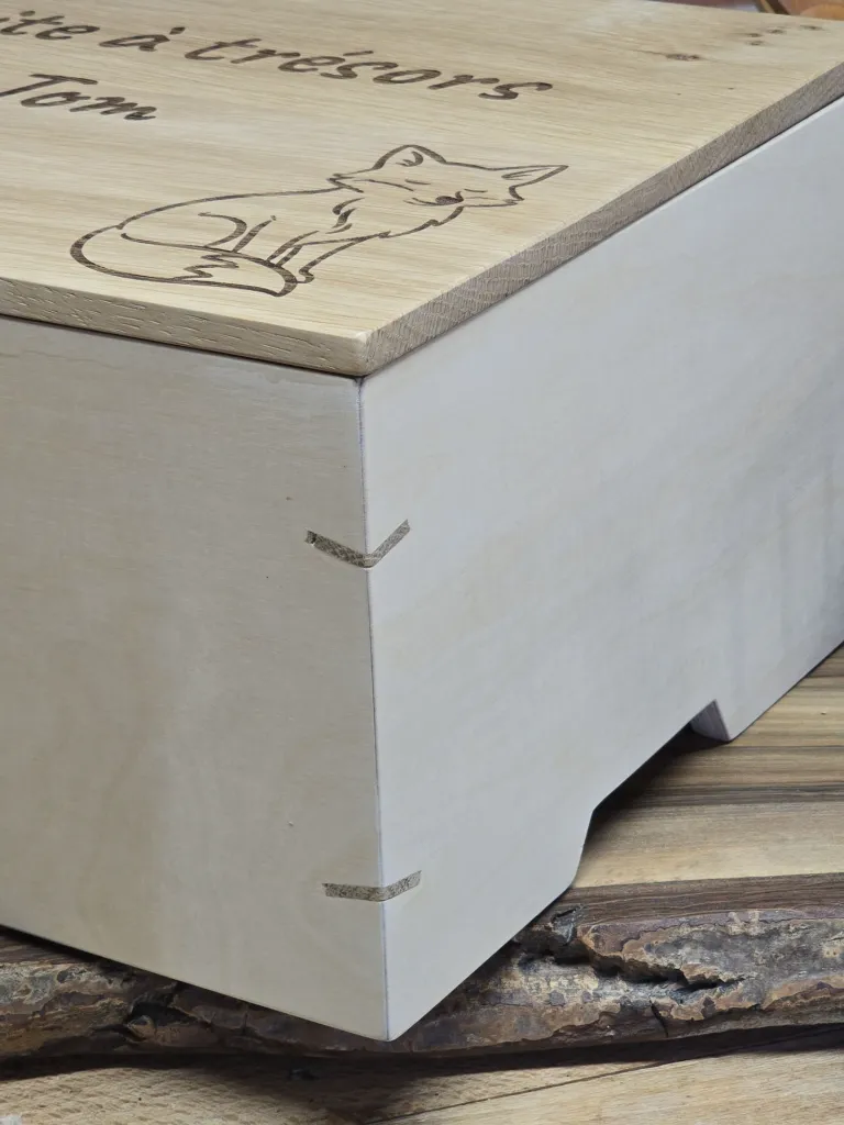 boite_de_naissance_bois01.webp